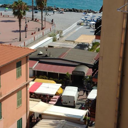 Casa Al Mare Apartment Ventimiglia Bagian luar foto