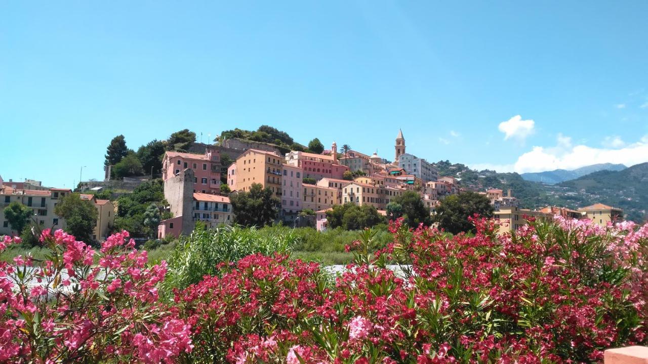 Casa Al Mare Apartment Ventimiglia Bagian luar foto