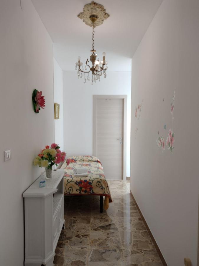 Casa Al Mare Apartment Ventimiglia Bagian luar foto