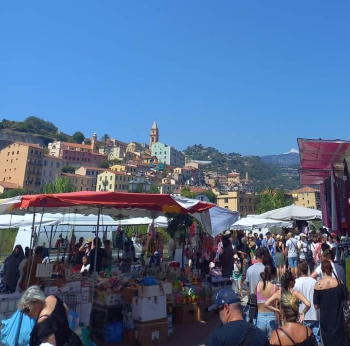 Casa Al Mare Apartment Ventimiglia Bagian luar foto