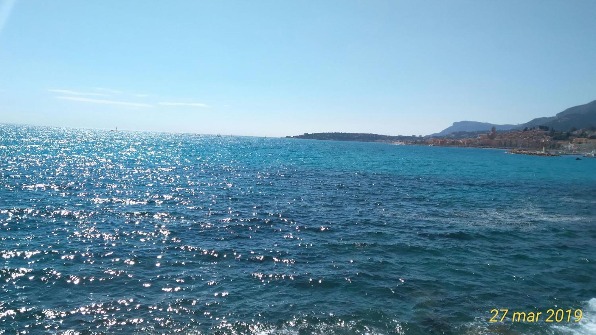 Casa Al Mare Apartment Ventimiglia Bagian luar foto