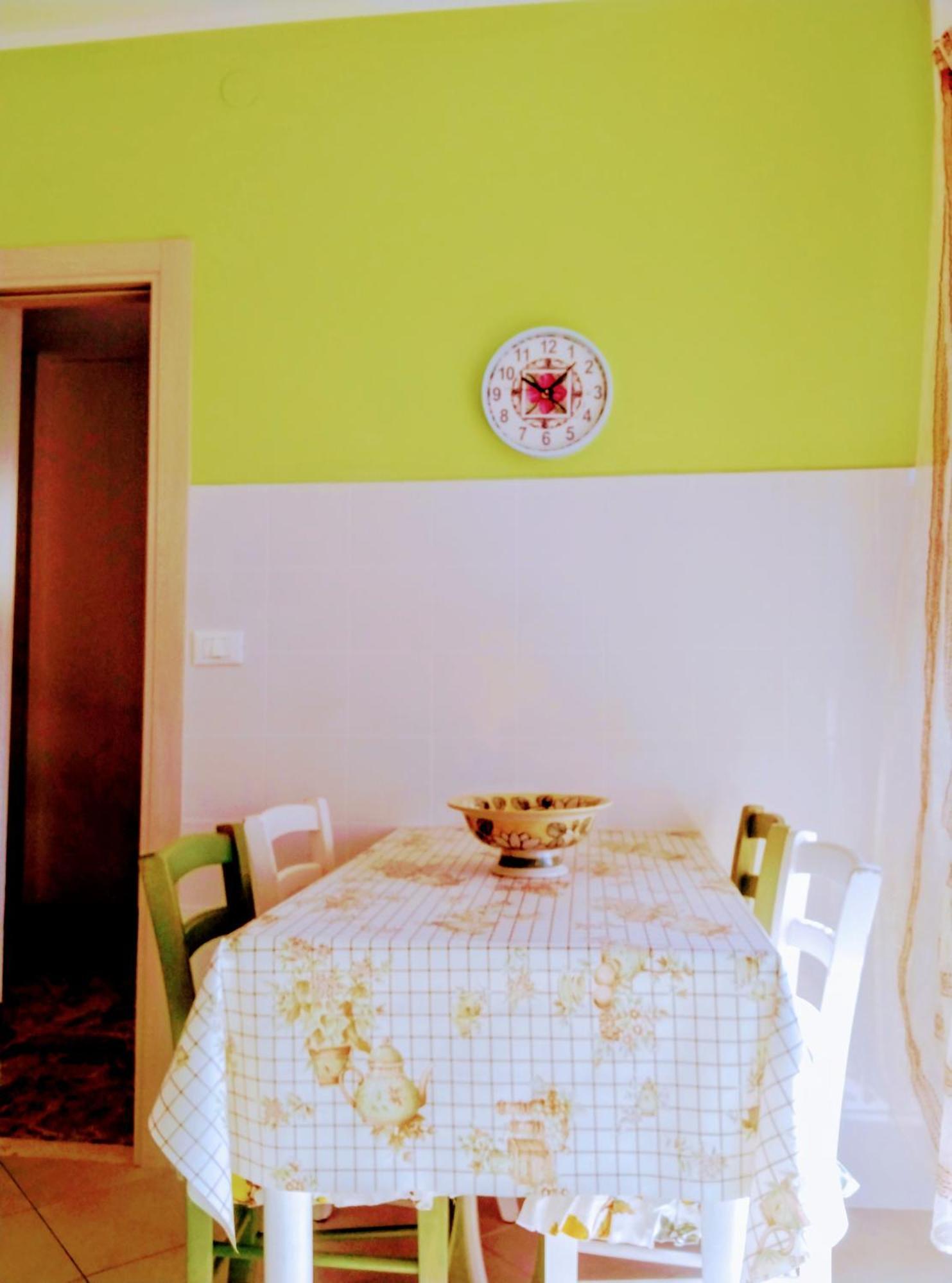 Casa Al Mare Apartment Ventimiglia Bagian luar foto