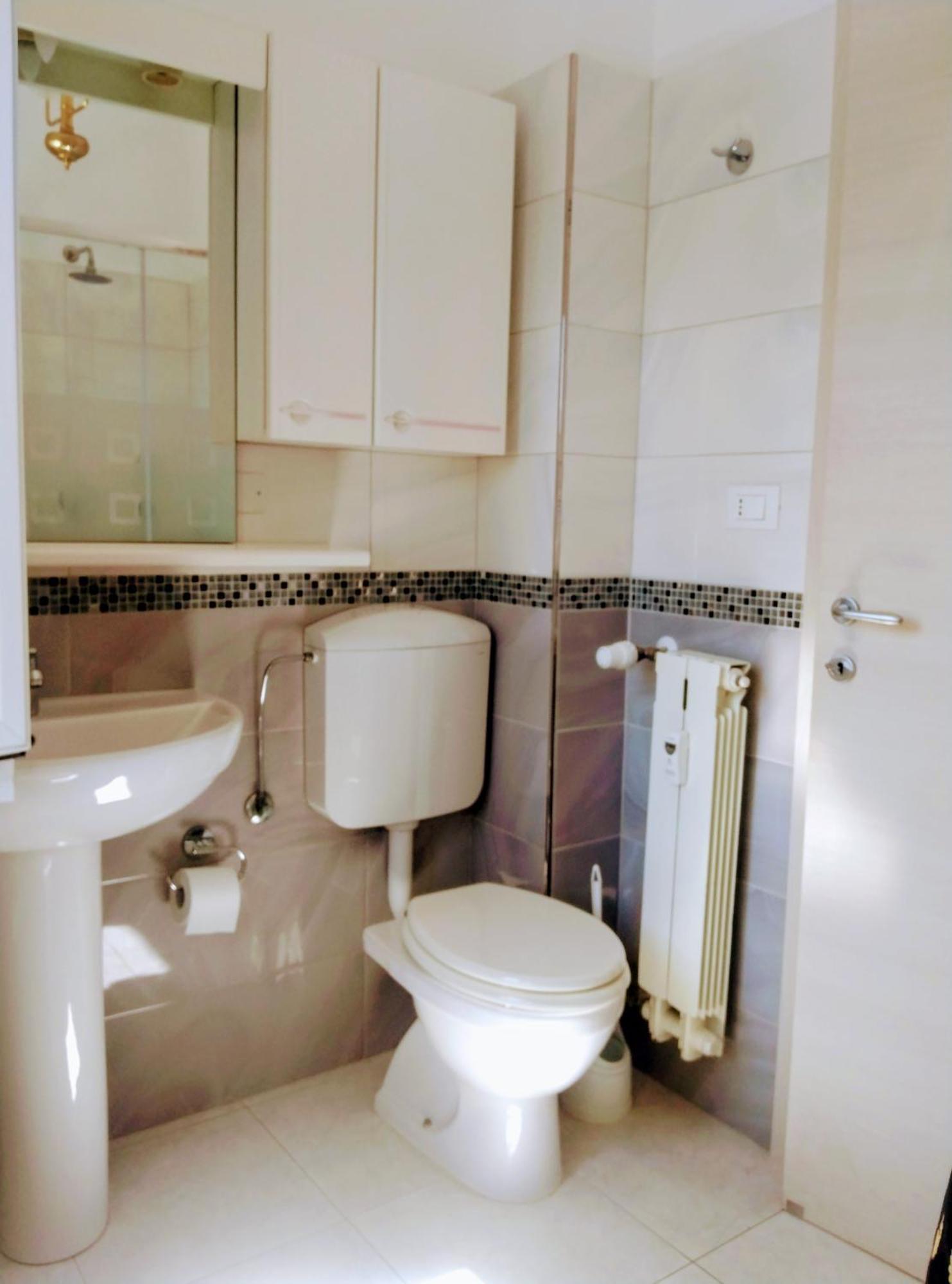 Casa Al Mare Apartment Ventimiglia Bagian luar foto