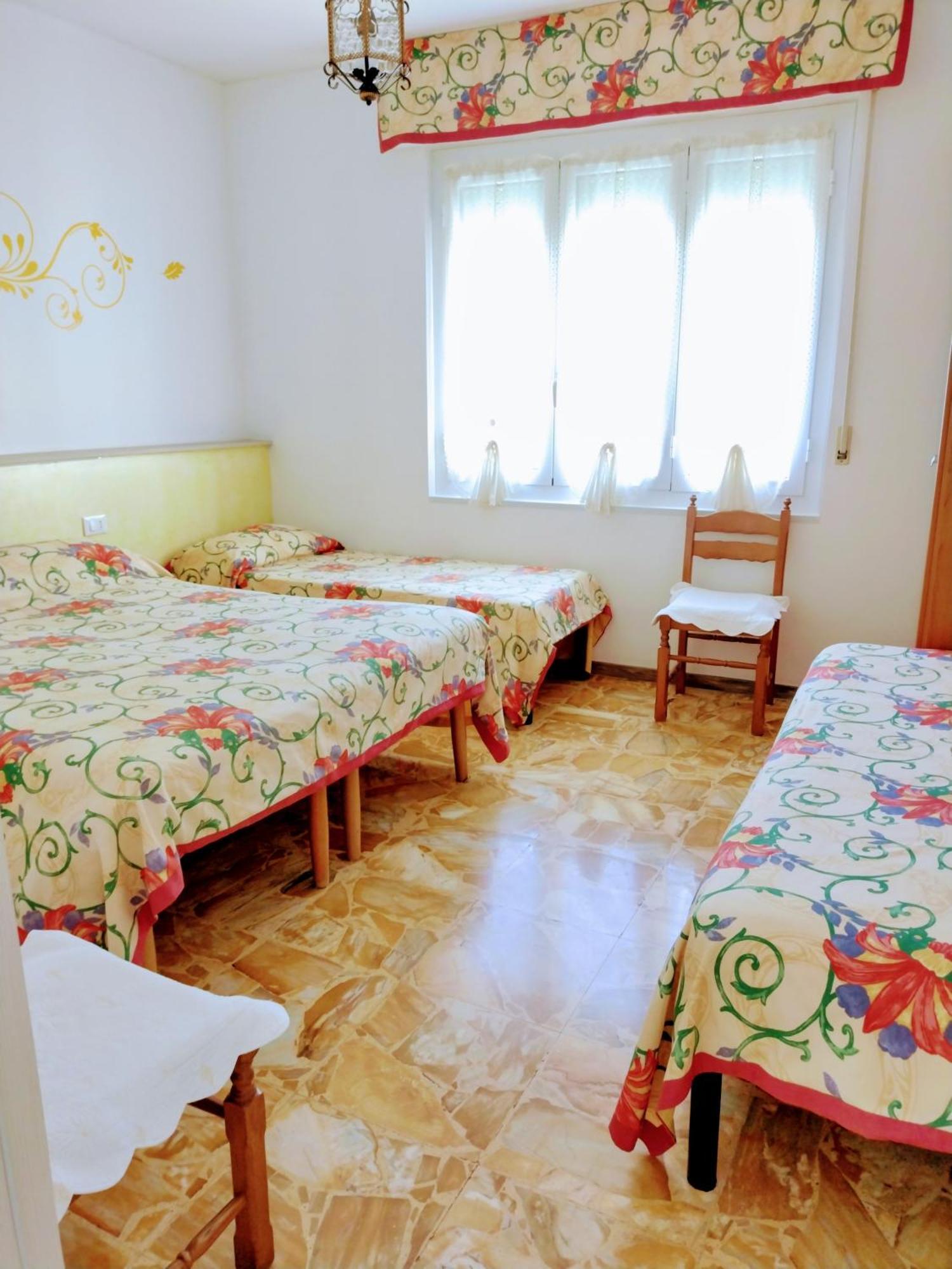 Casa Al Mare Apartment Ventimiglia Bagian luar foto