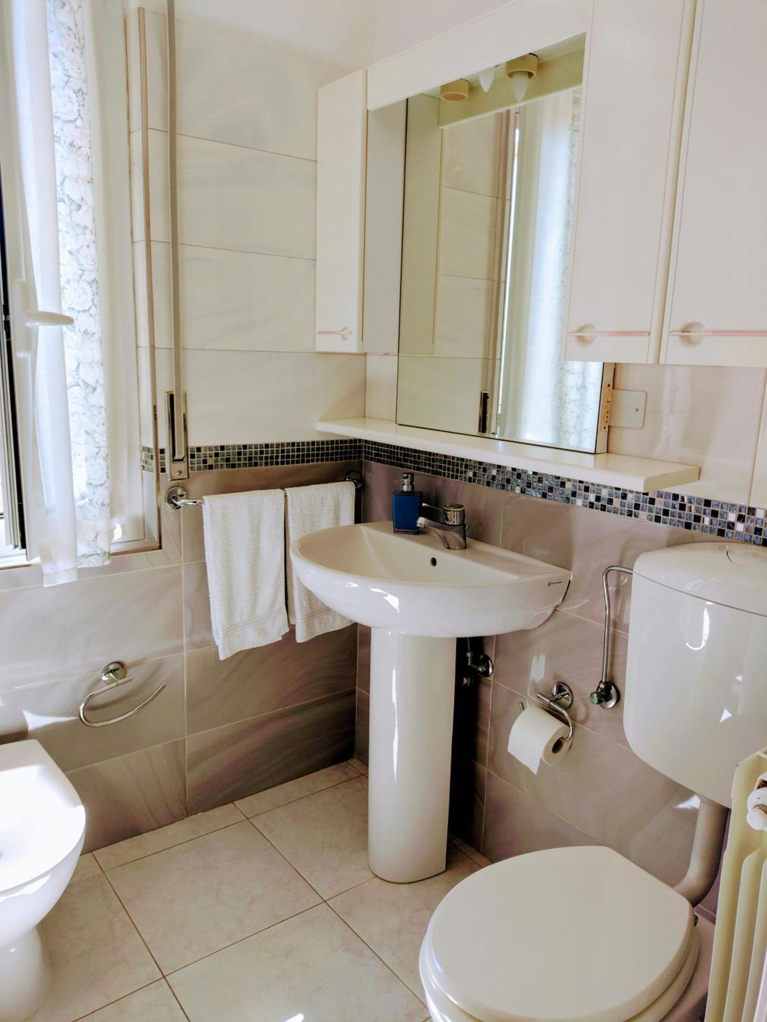 Casa Al Mare Apartment Ventimiglia Bagian luar foto