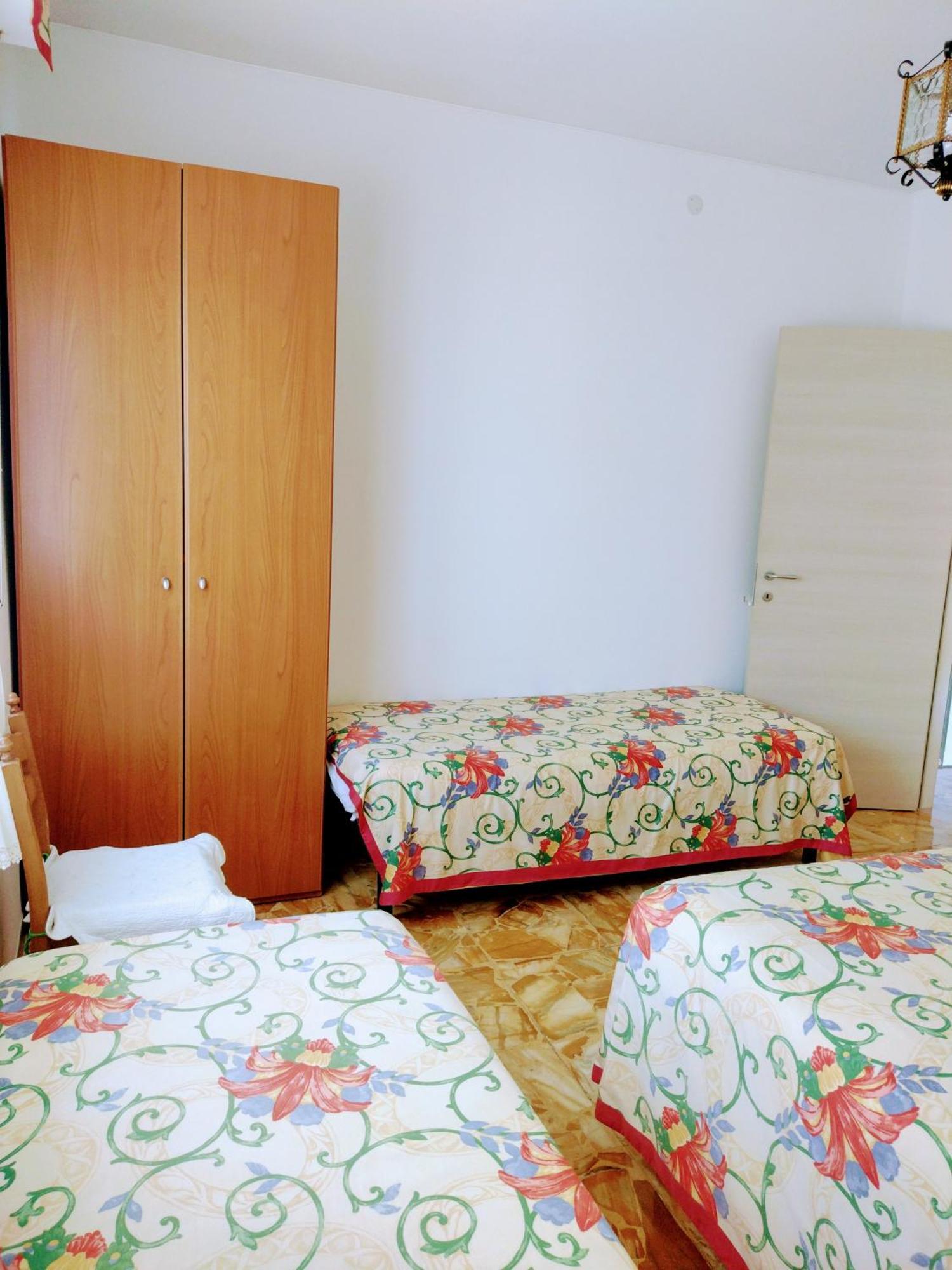 Casa Al Mare Apartment Ventimiglia Bagian luar foto